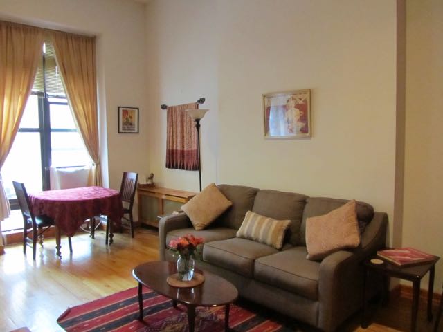 Living room NY.jpg