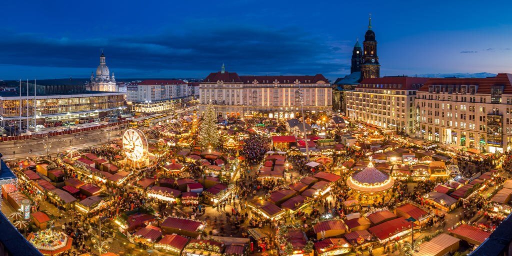 DRESDEN STRIEZELMARKT, GERMANY.jpg