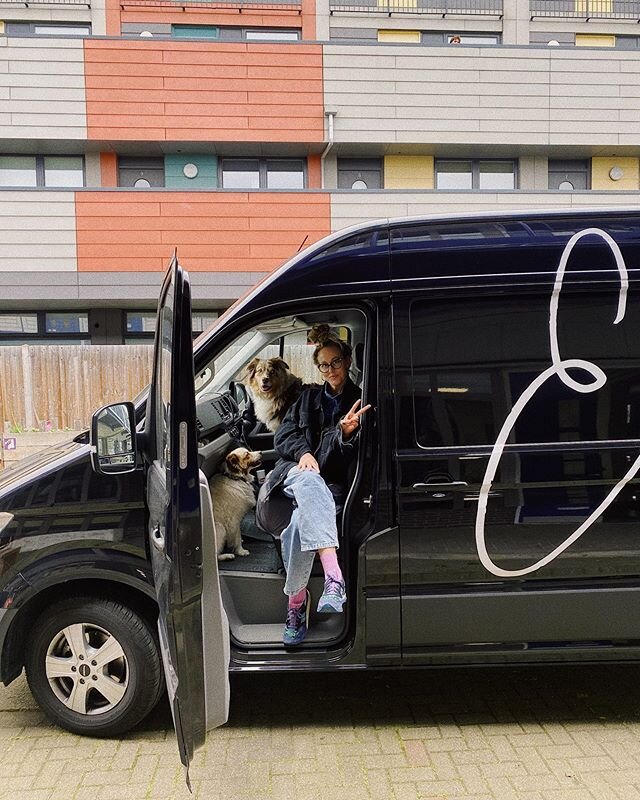 Self Timer Sundays! Came to the office to check on the van and give it some luv! I miss working!!! I miss you all!! Xoxoxo, Emmy P.S. my personal ramblings are now over @emmyw0rld ! 💋✌️