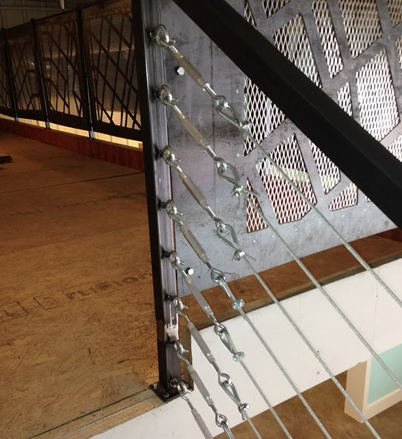 DTLSRailing3.jpg