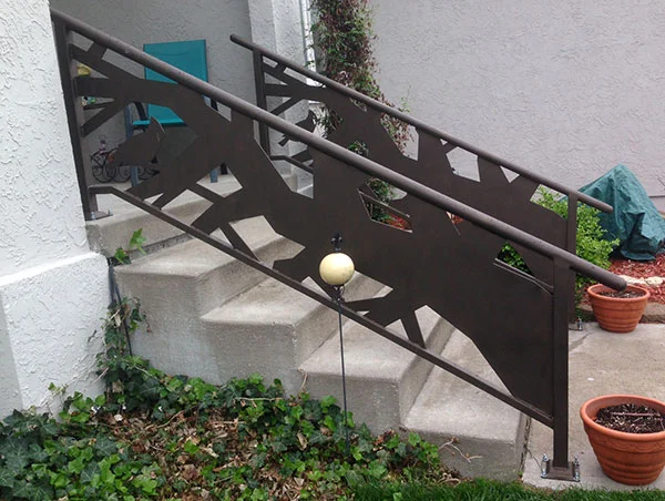 Railing0415b.jpg