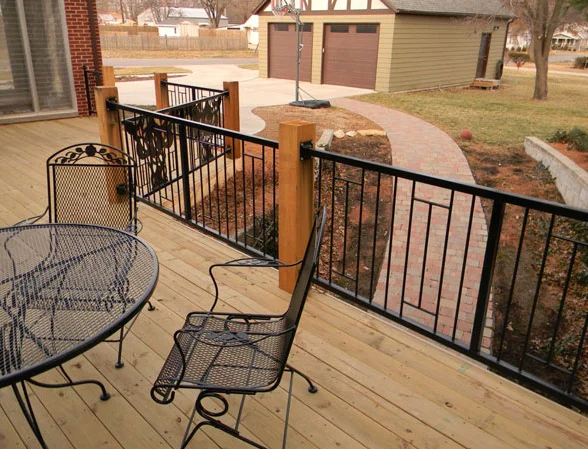 TreeDeckRailing9.jpg