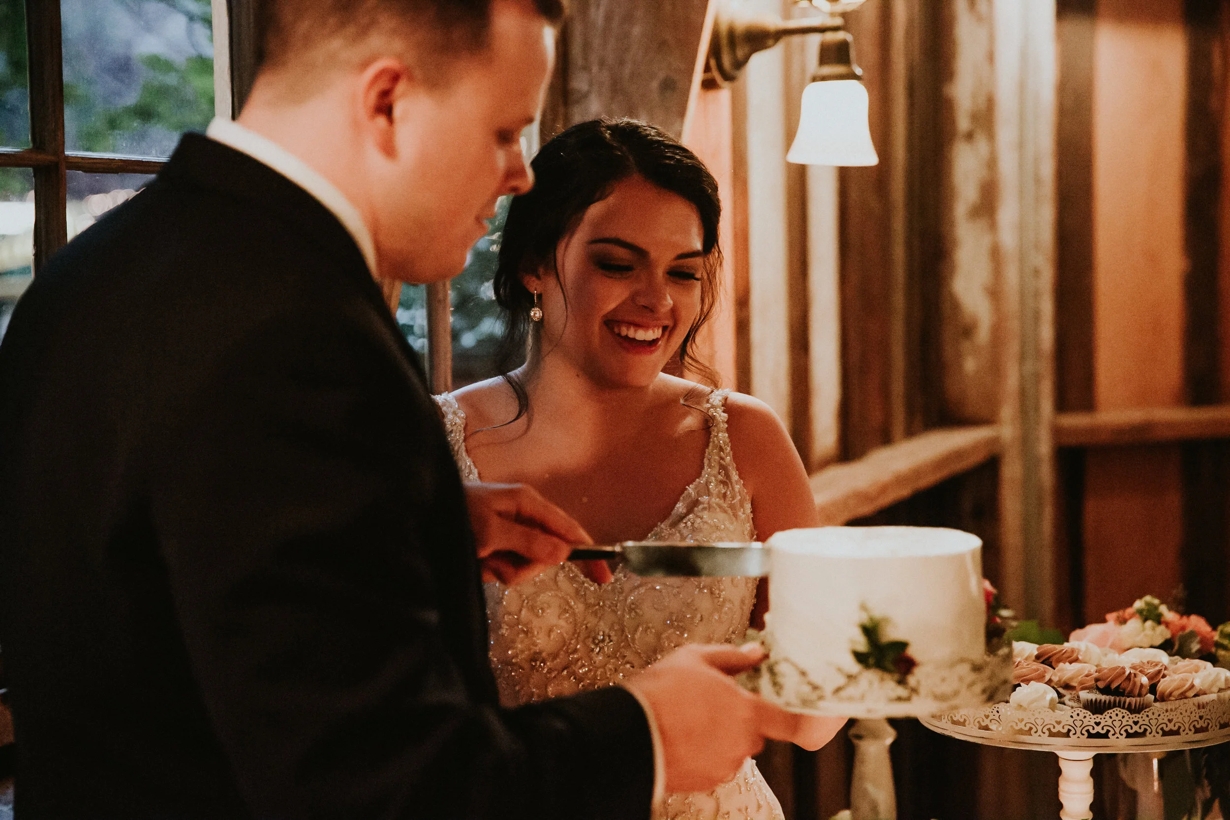 Portland_wedding_photographer_McMenamins_Alfred_Tang-43.jpg