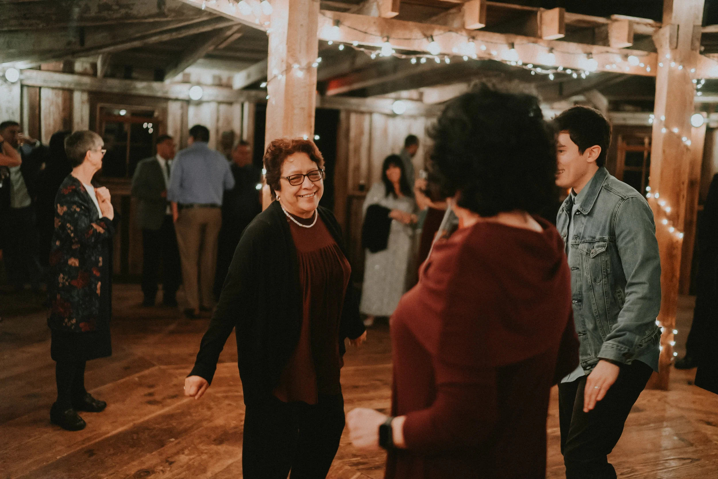 Portland_wedding_photographer_McMenamins_Alfred_Tang-91.jpg