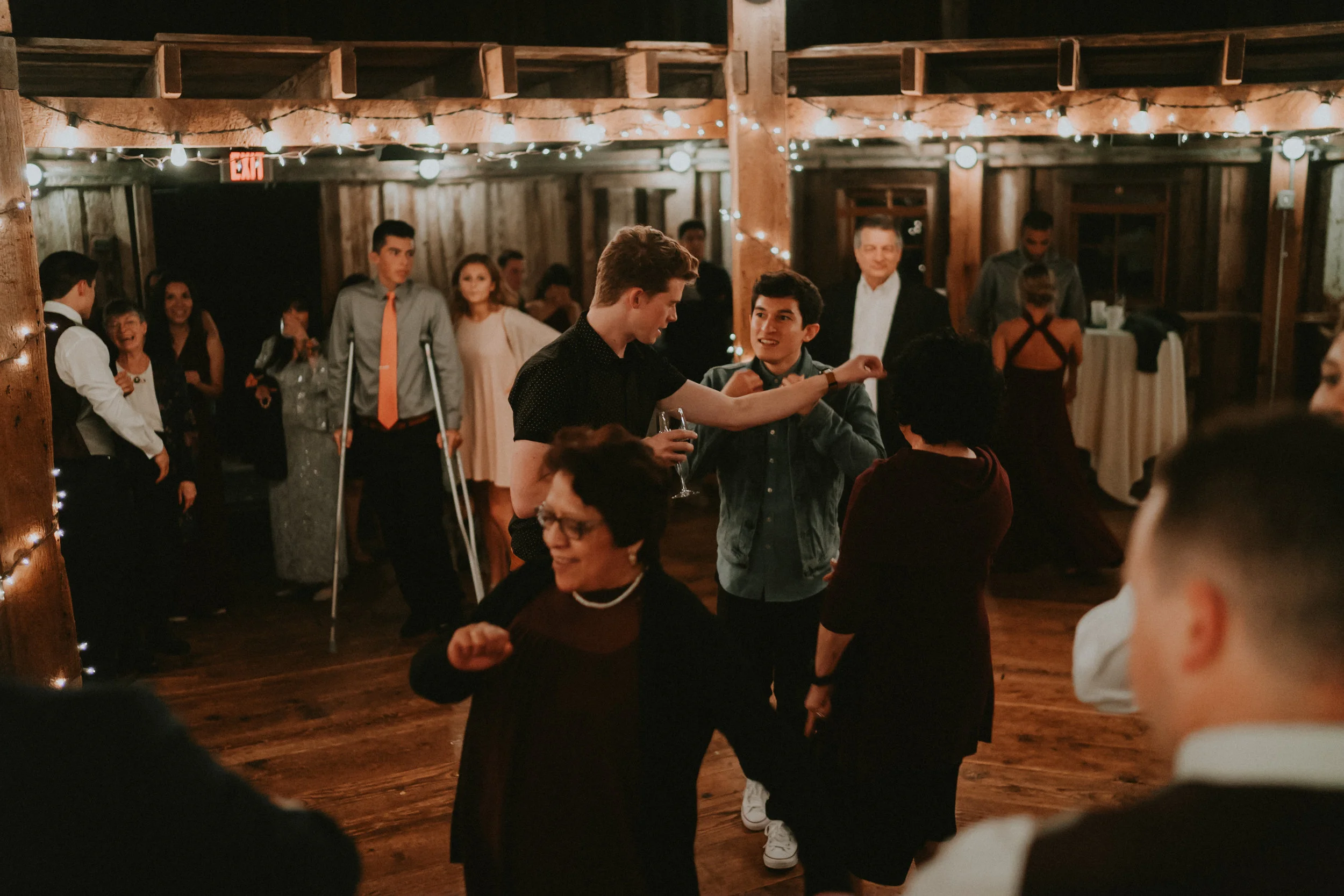 Portland_wedding_photographer_McMenamins_Alfred_Tang-101.jpg