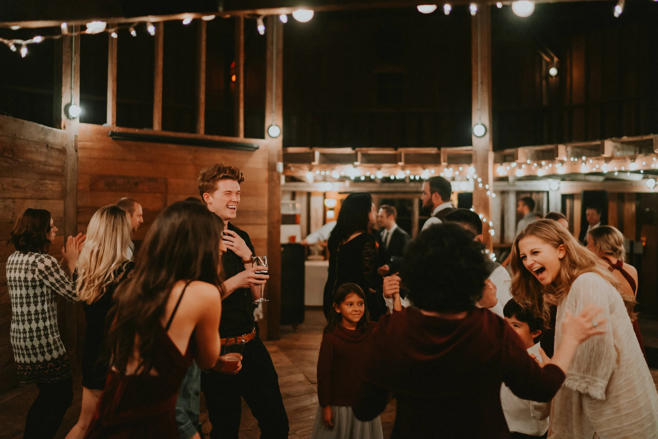 Portland_wedding_photographer_McMenamins_Alfred_Tang-108.jpg