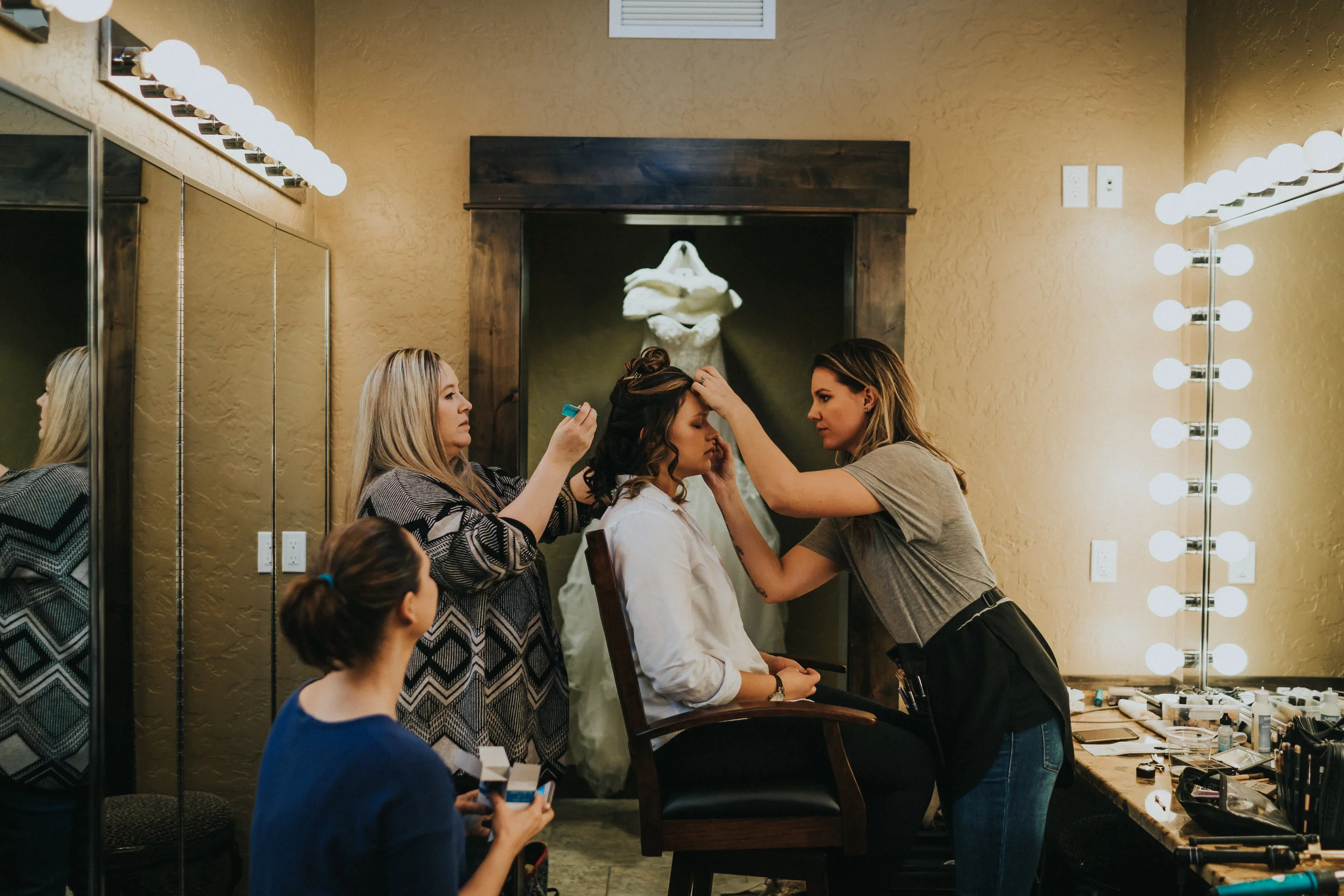 Make-up artist bride wedding