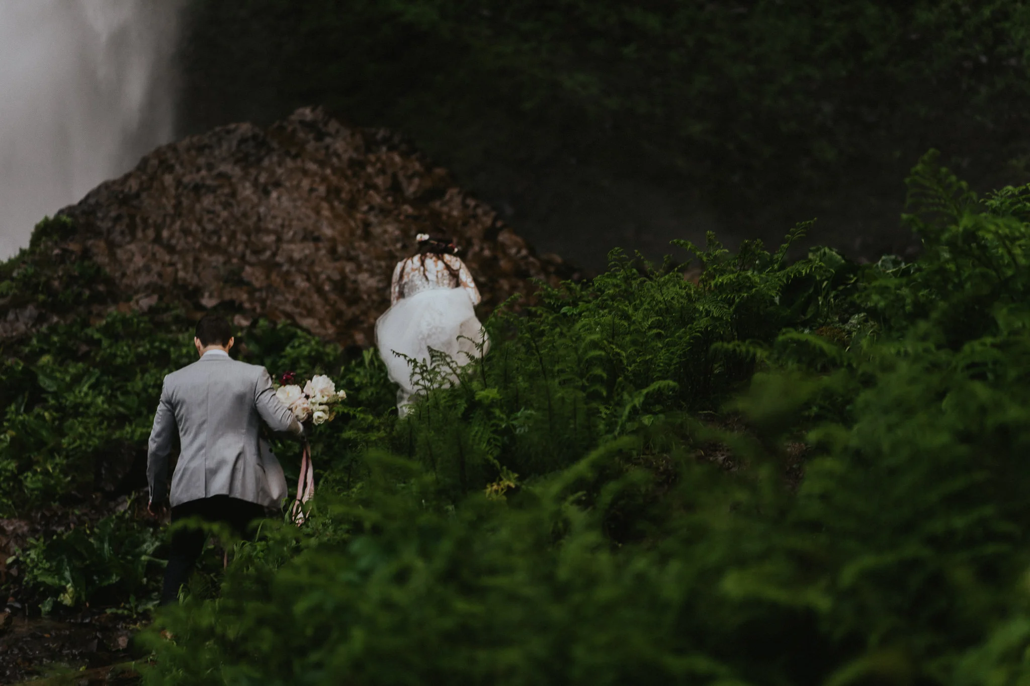 Chasing-waterfalls-bride-candid-wedding-photography