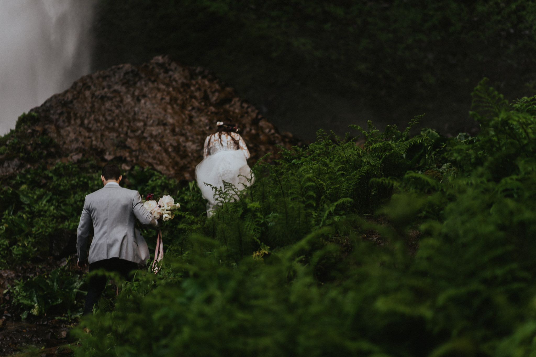 Chasing-waterfalls-bride-candid-wedding-photography