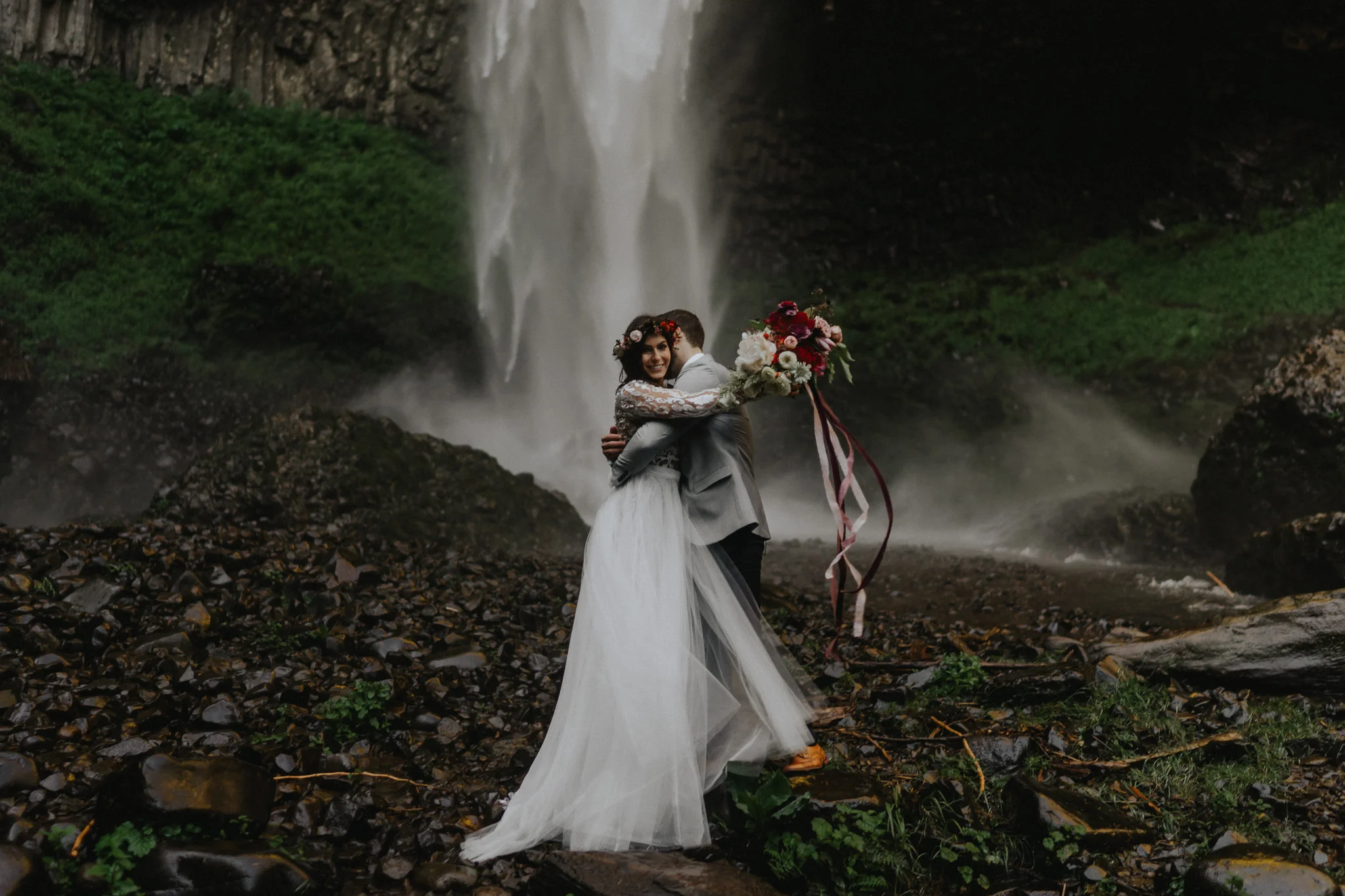 Elopement-Waterfall-Gorge-Wedding-Photographer