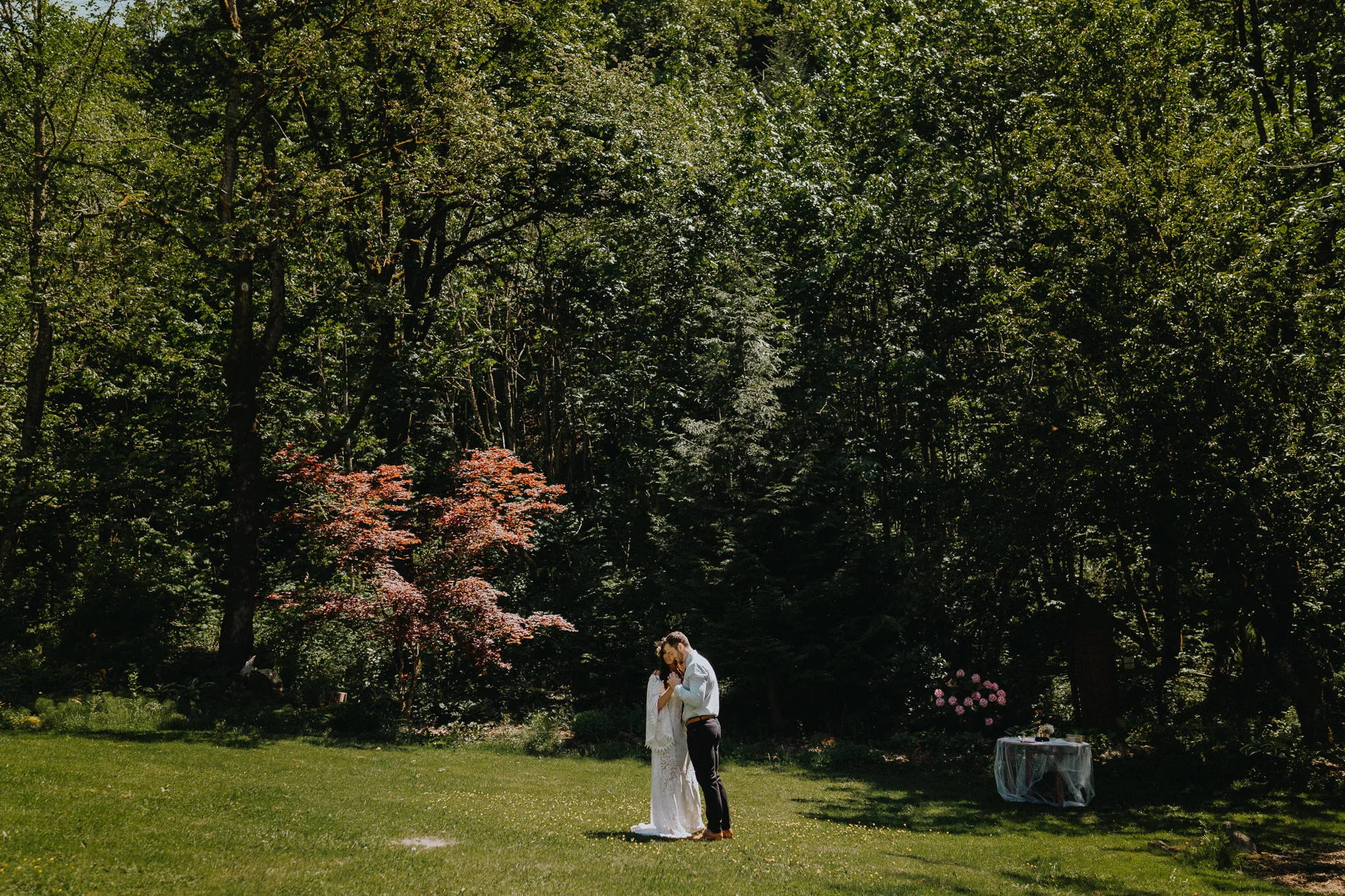 First-Dance-Columbia-Gorge-Wedding-Photographer