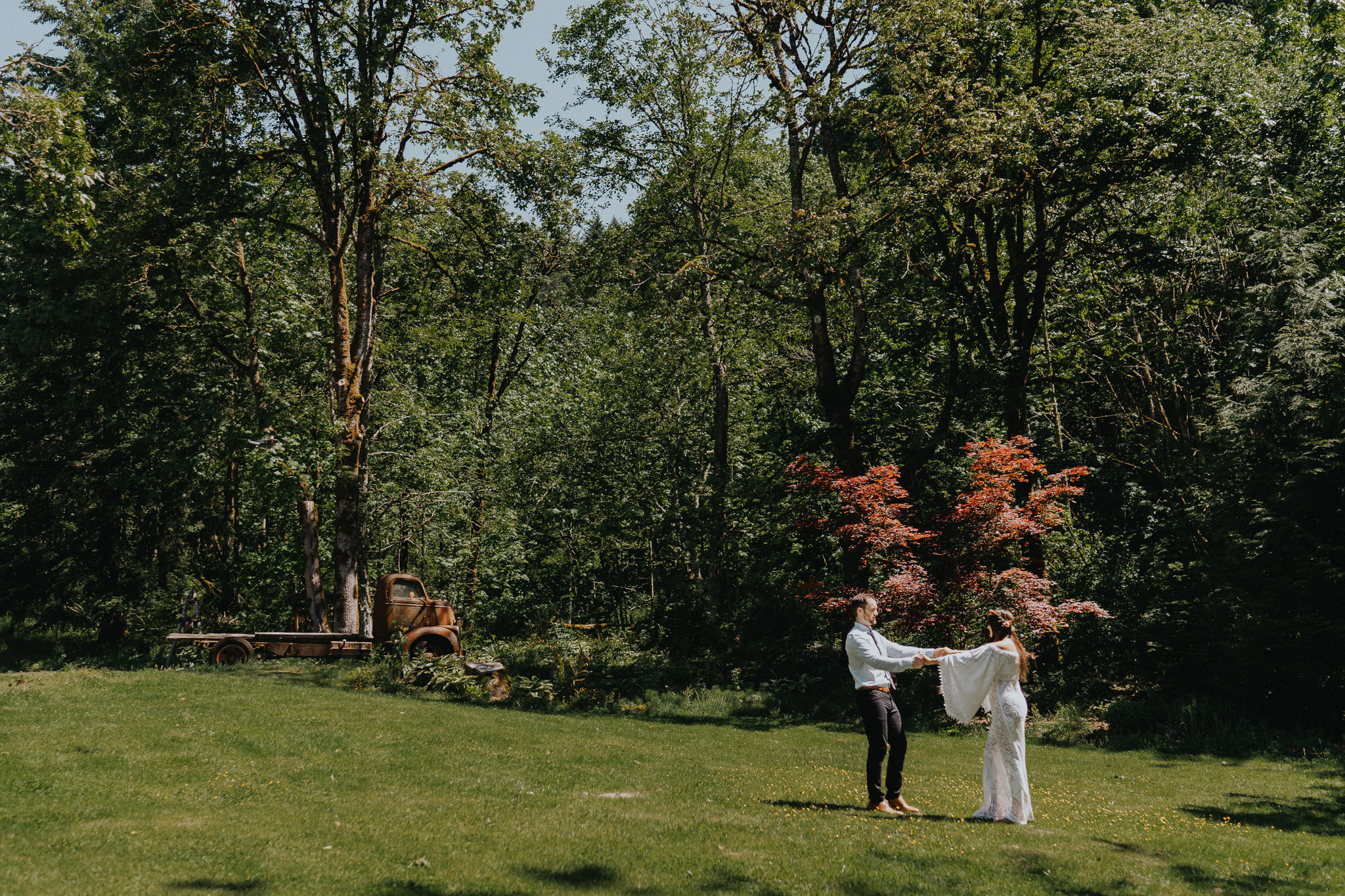 Bride-Groom-First-Dance-Portland-Oregon-Photographer