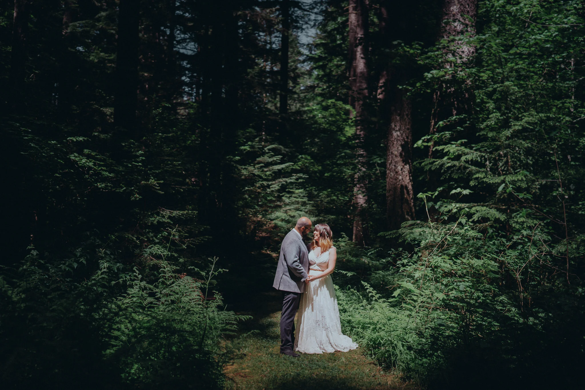 forrest-lodge-rhododendron-wedding-22
