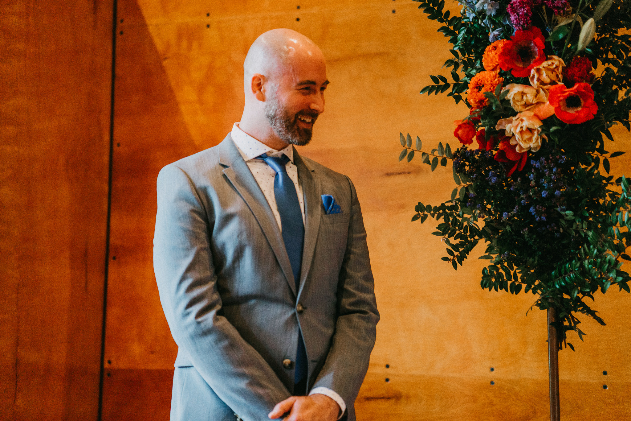 Lesbian Best Man Laughing 10 Degrees