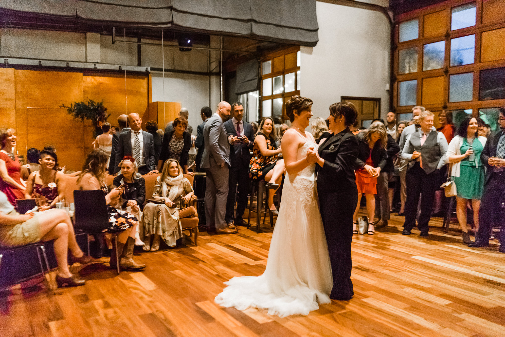 Same Sex First Dance Seattle Wedding Venue 10 Degrees