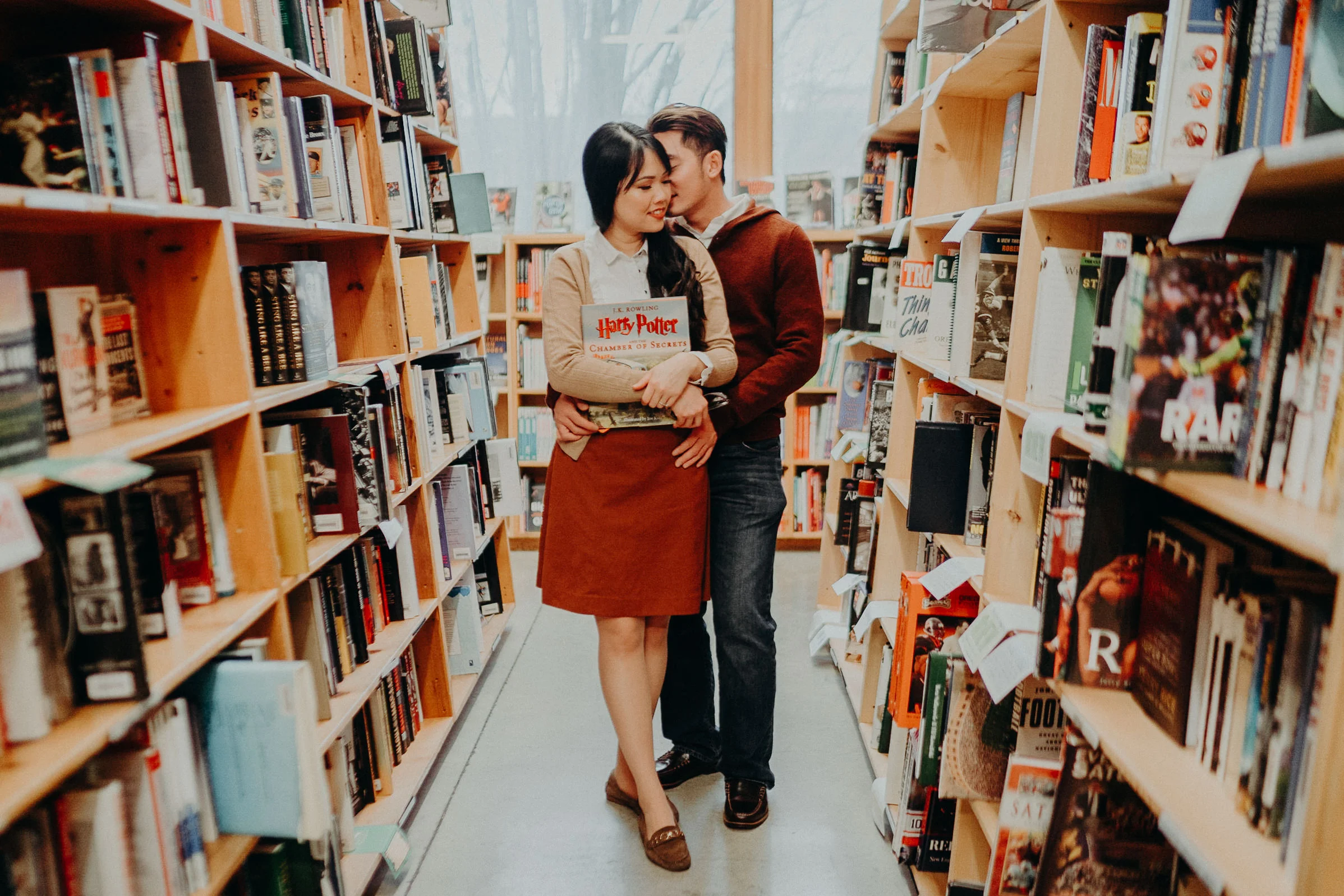 Portland Book store engagement Alfred Tang Photography