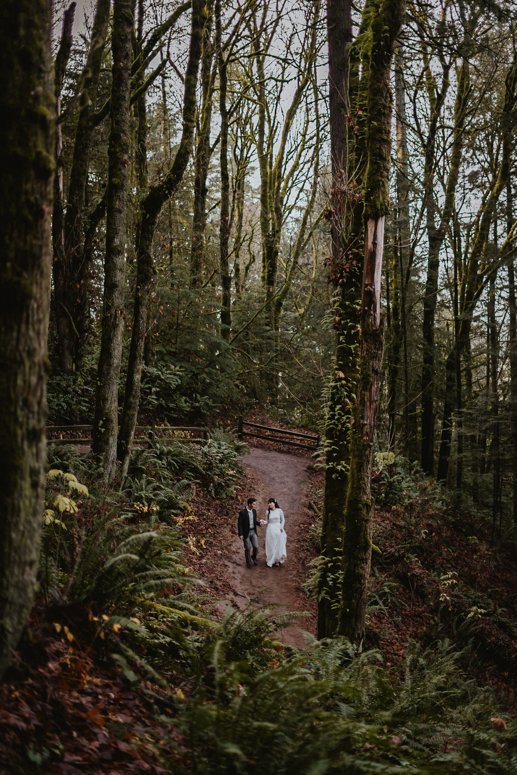 Portland fall season engagement photographer
