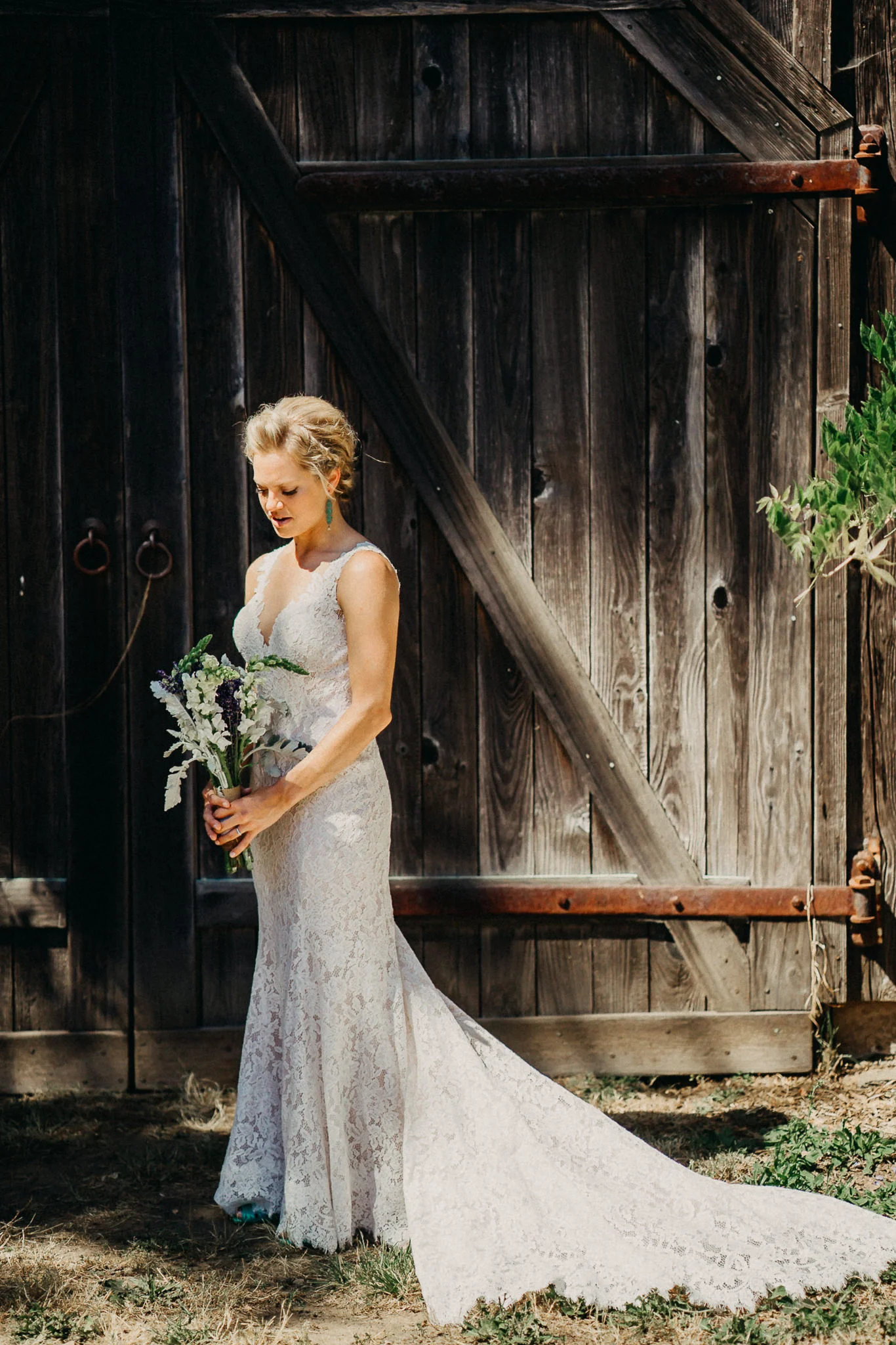 Summerhill-Farms-Portland-Wedding-Photographer-Backyard-Vineyard-15.jpg
