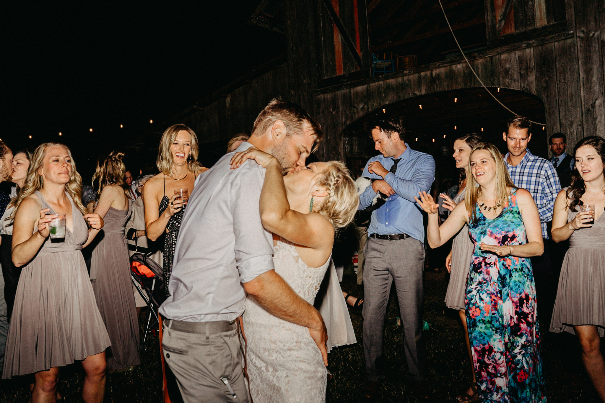 Summerhill-Farms-Portland-Wedding-Photographer-Backyard-Vineyard-109.jpg