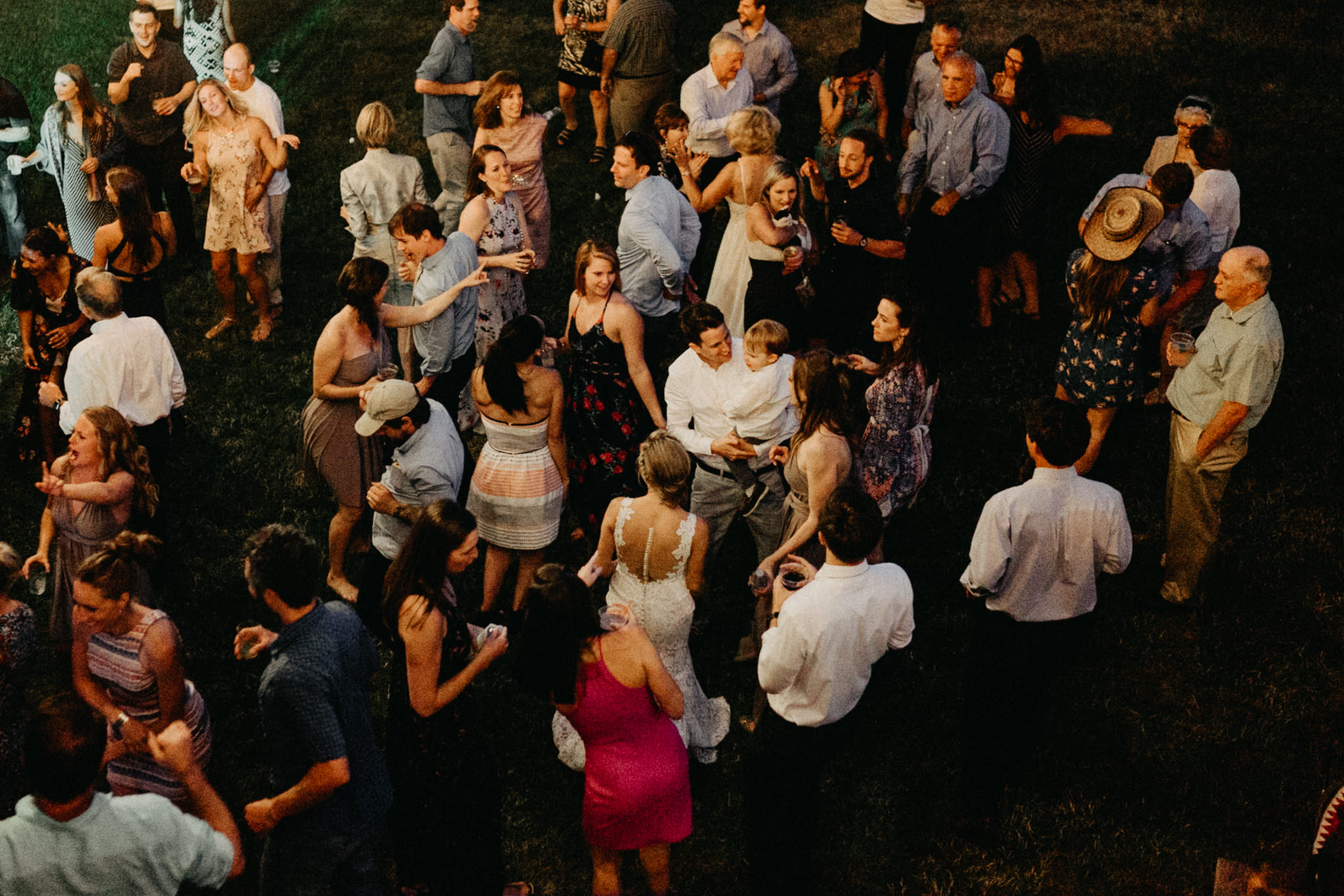 Summerhill-Farms-Portland-Wedding-Photographer-Backyard-Vineyard-112.jpg
