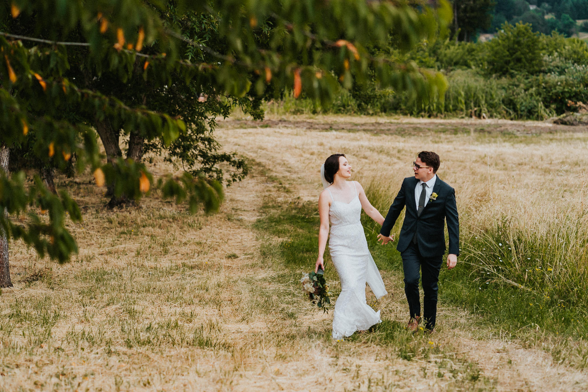 Bride Groom Laugh Walking Lifestyle Candid Photographer Alfred Tang