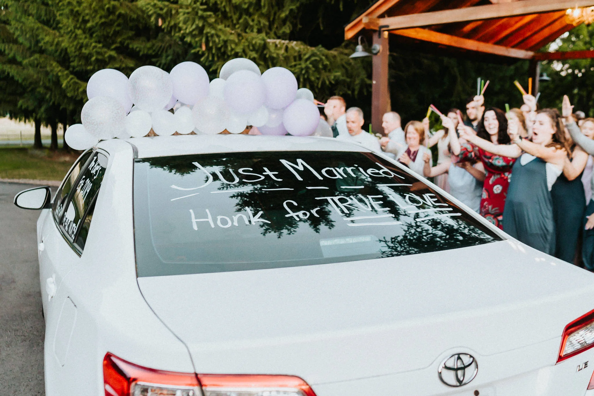 Car Send off getaway Wedding Oregon Portland Photographer