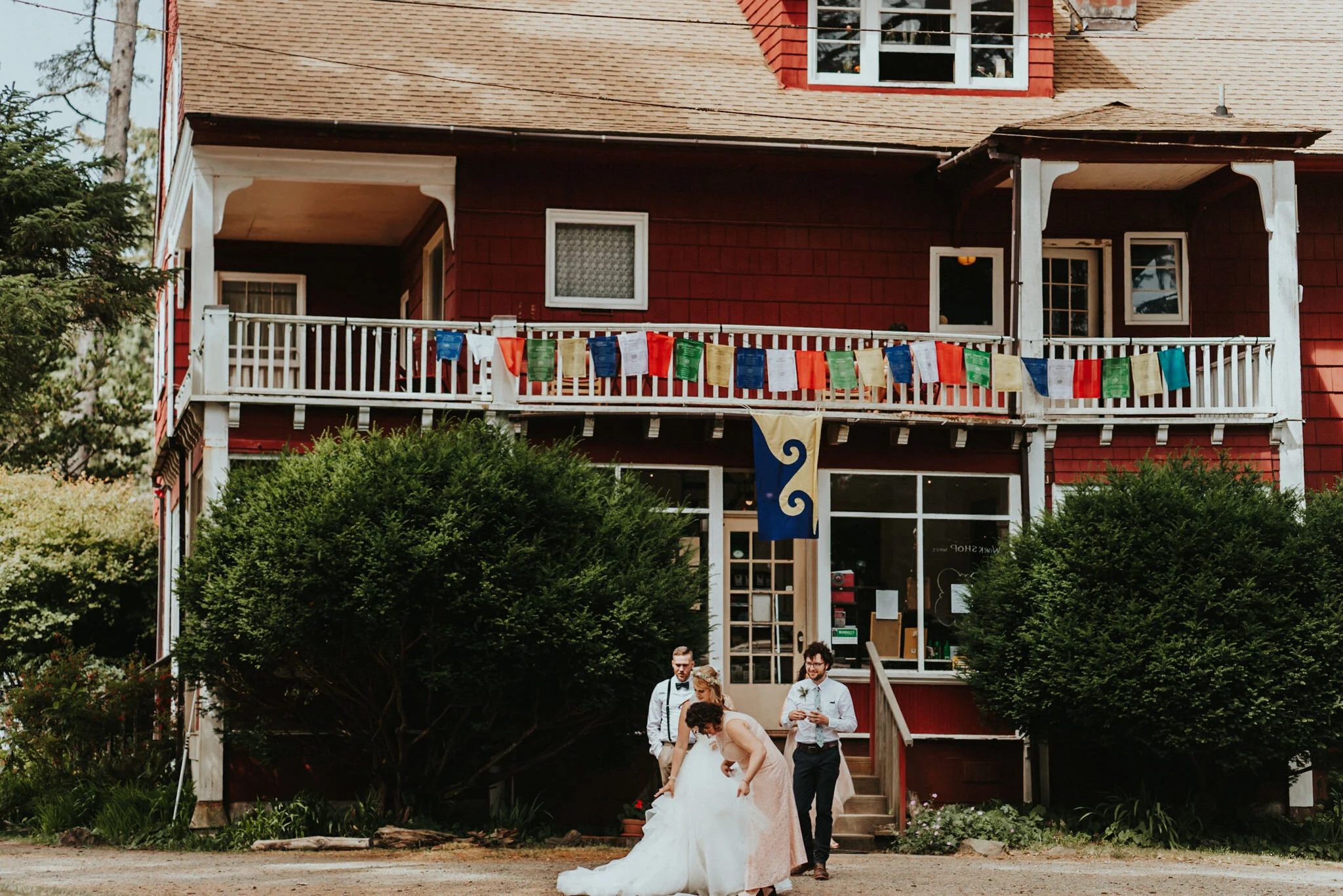 SouWester Lodge Red Building Bride Candid Alfred Tang Wedding Photography