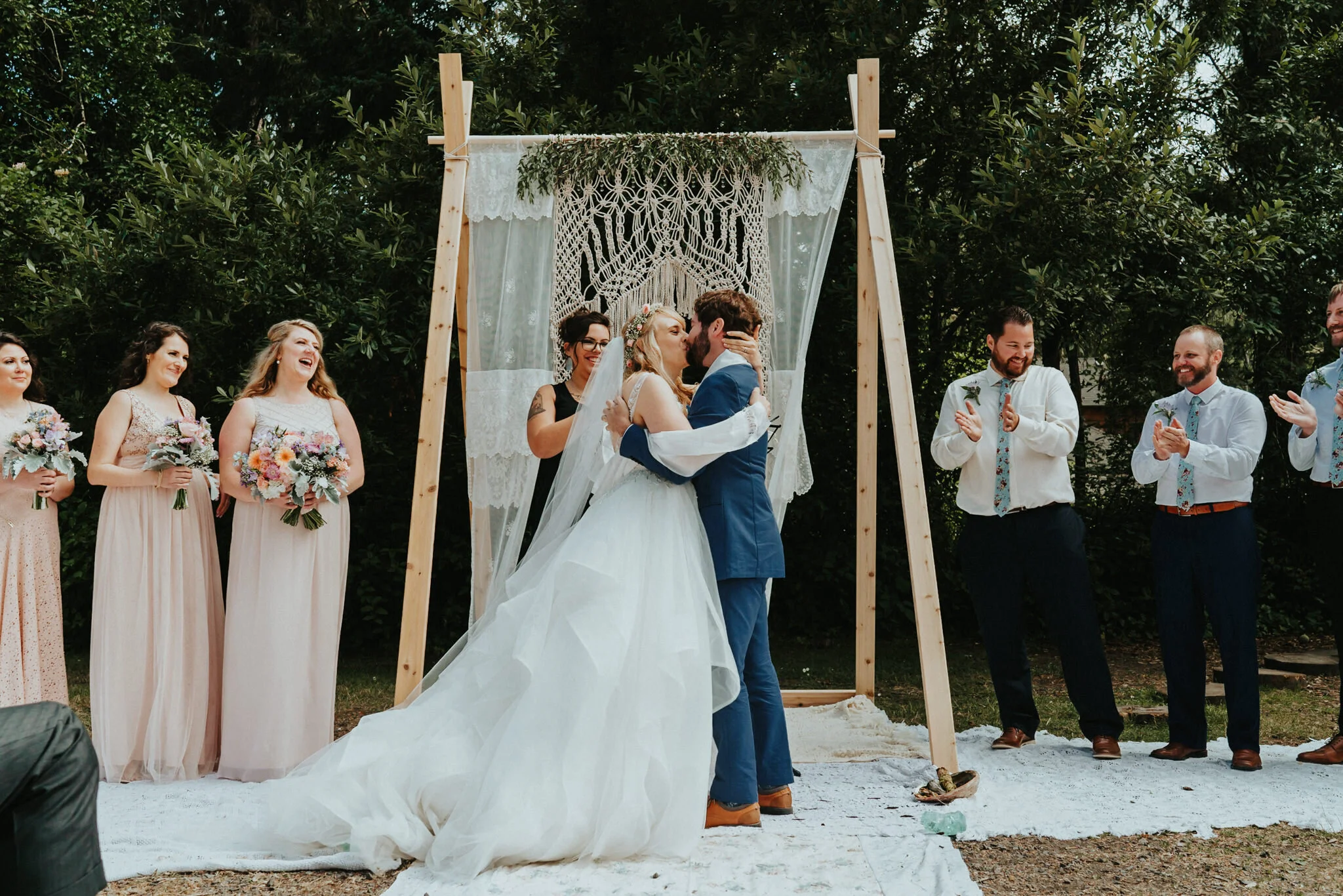 Bride groom first kiss jewish Portland wedding photographer Alfred Tang