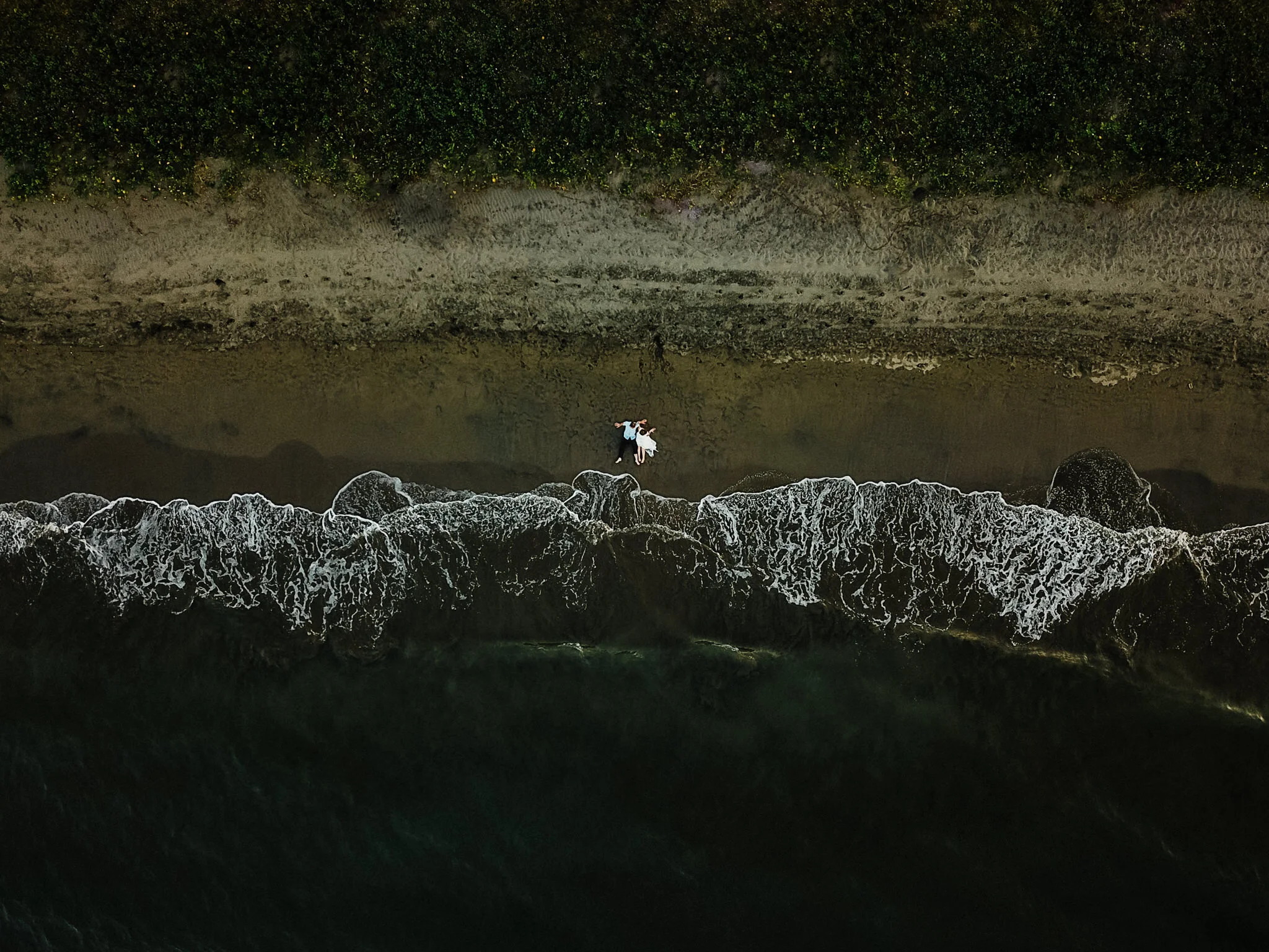 Drone shot of wedding couple in Costa Rica.