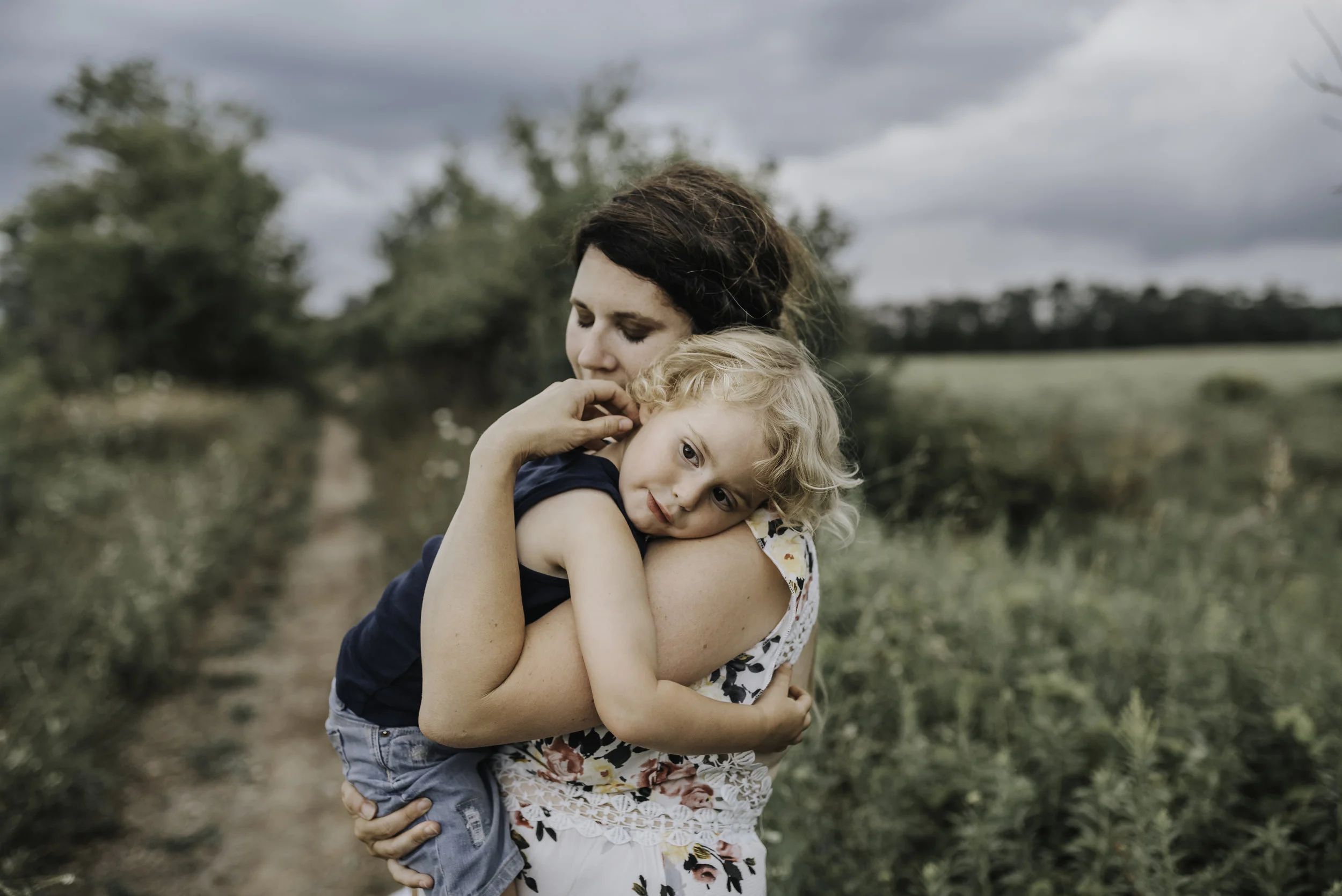 Hamilton & Niagara Family Photographer