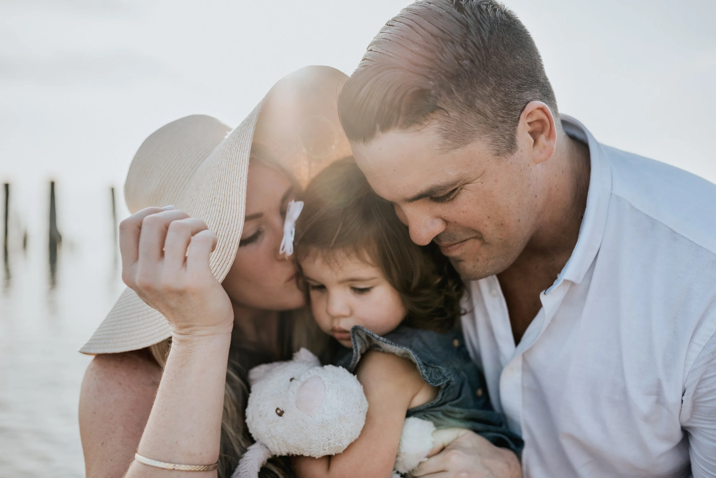 Grimsby-Hamilton-Niagara-Family-Photography-Beach-Session-Lifestyle-Photographer-a24.jpg