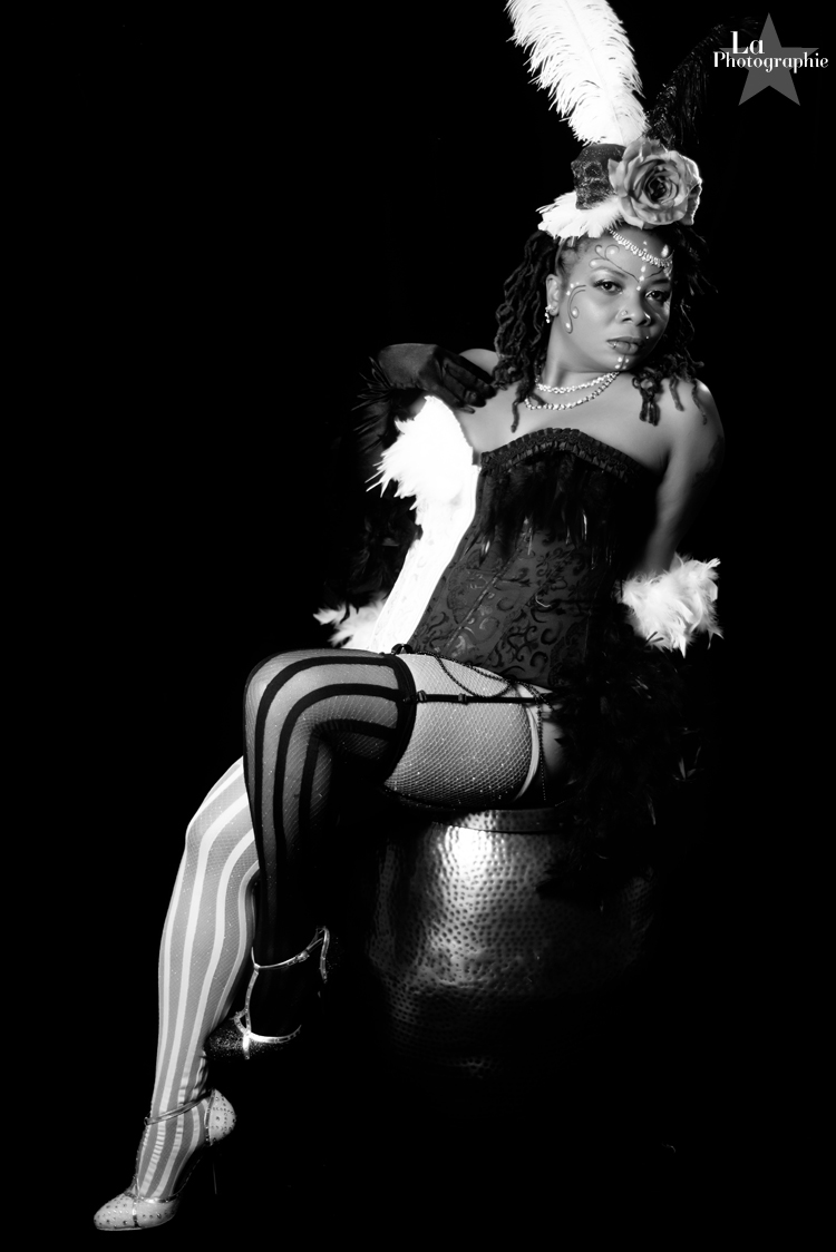 Colorado Burlesque Performer Evangeline Cain 2.jpg