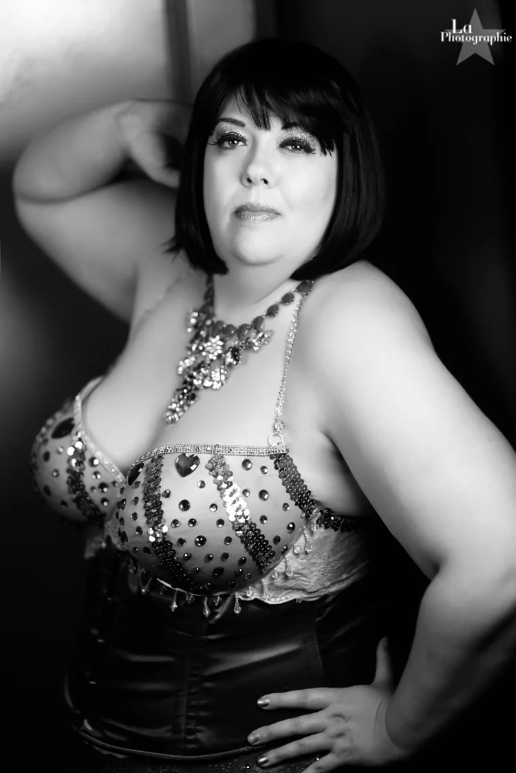 DSC_7669bw.jpg
