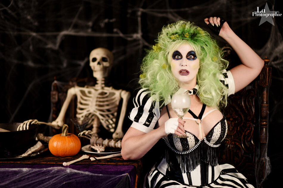 Beetlejuice Cosplay by La Photographie21.jpg