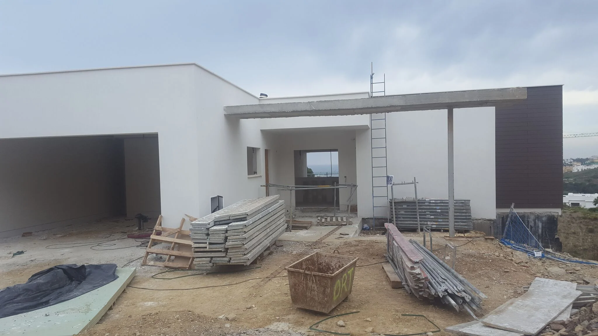 04/05/2018 Villa 16