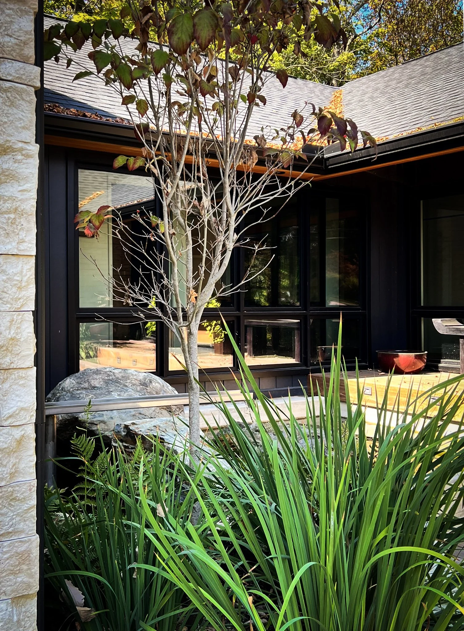 courtyard garden with fountain.jpg