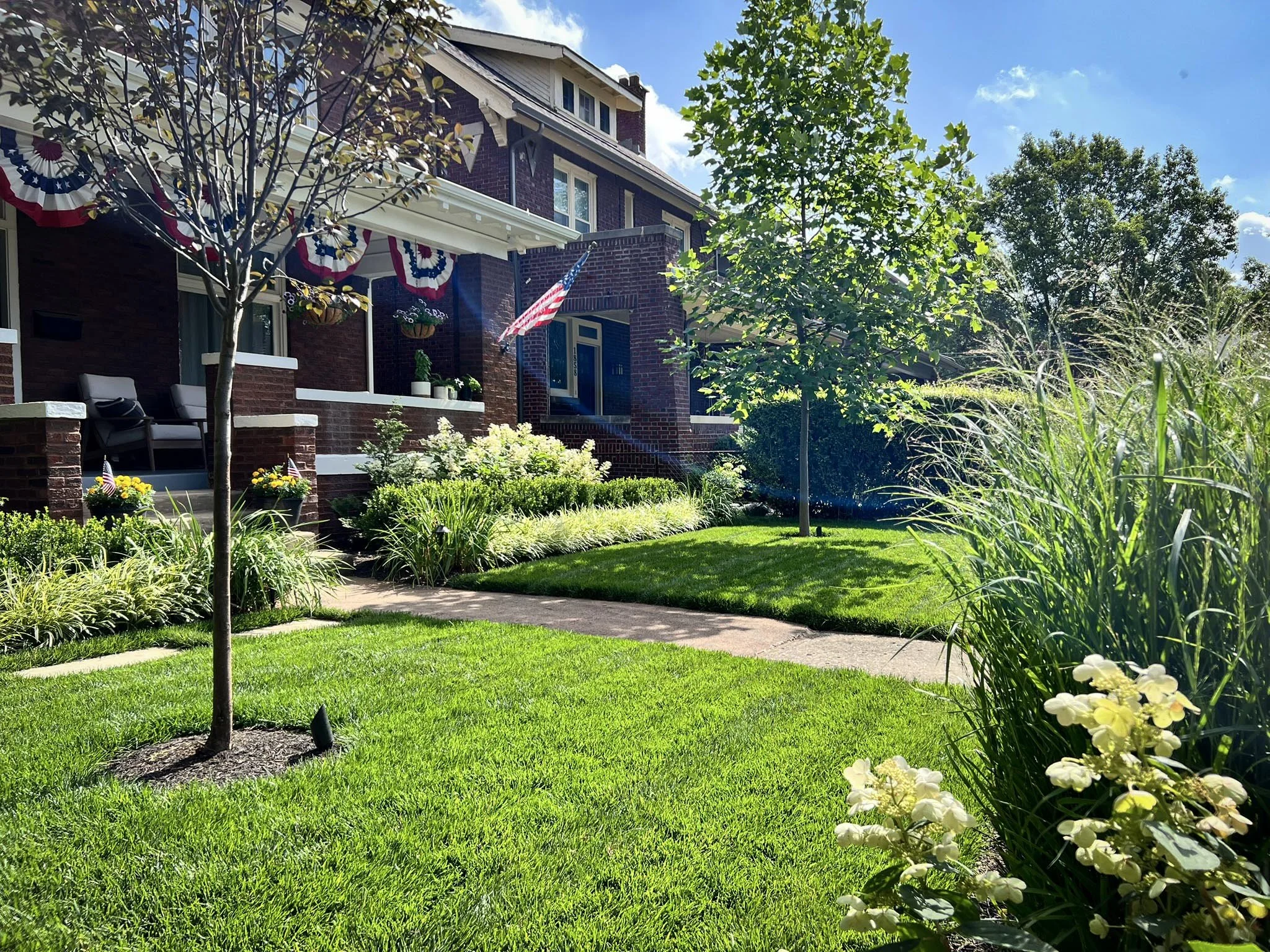 front lawn with planting border.jpg