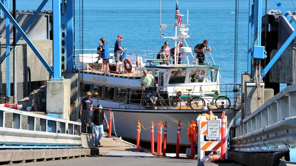 passenger-ferry.jpg