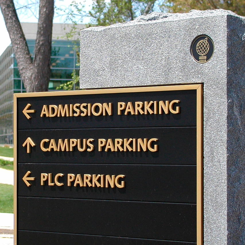 Bryant_Exterior_Wayfinding_th.png