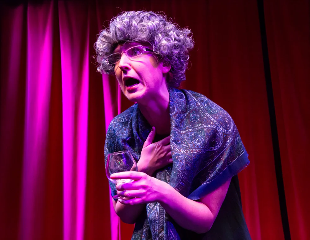 Anna Nicholson 2.jpg