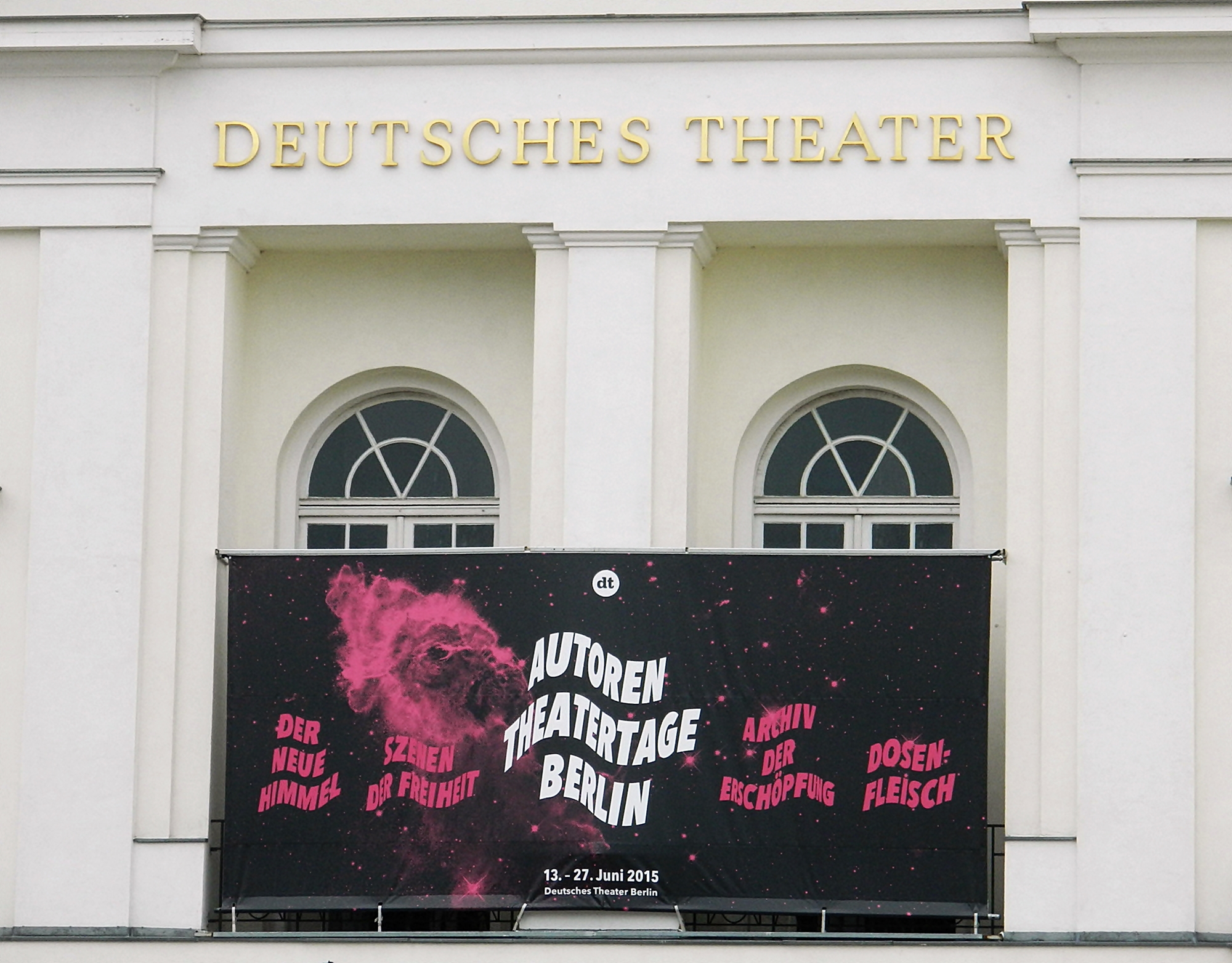 "Dosenfleisch" von Ferdinand Schmalz bei den Autoren Theatertagen in Berlin