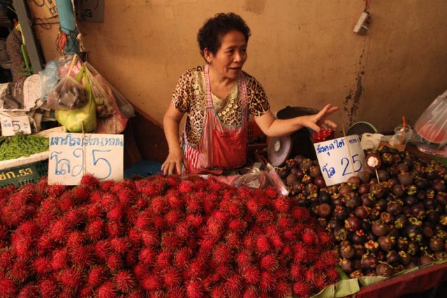 Passion Fruit vendor.jpg