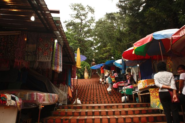 Stairs to Temple Chaing Mai.jpg