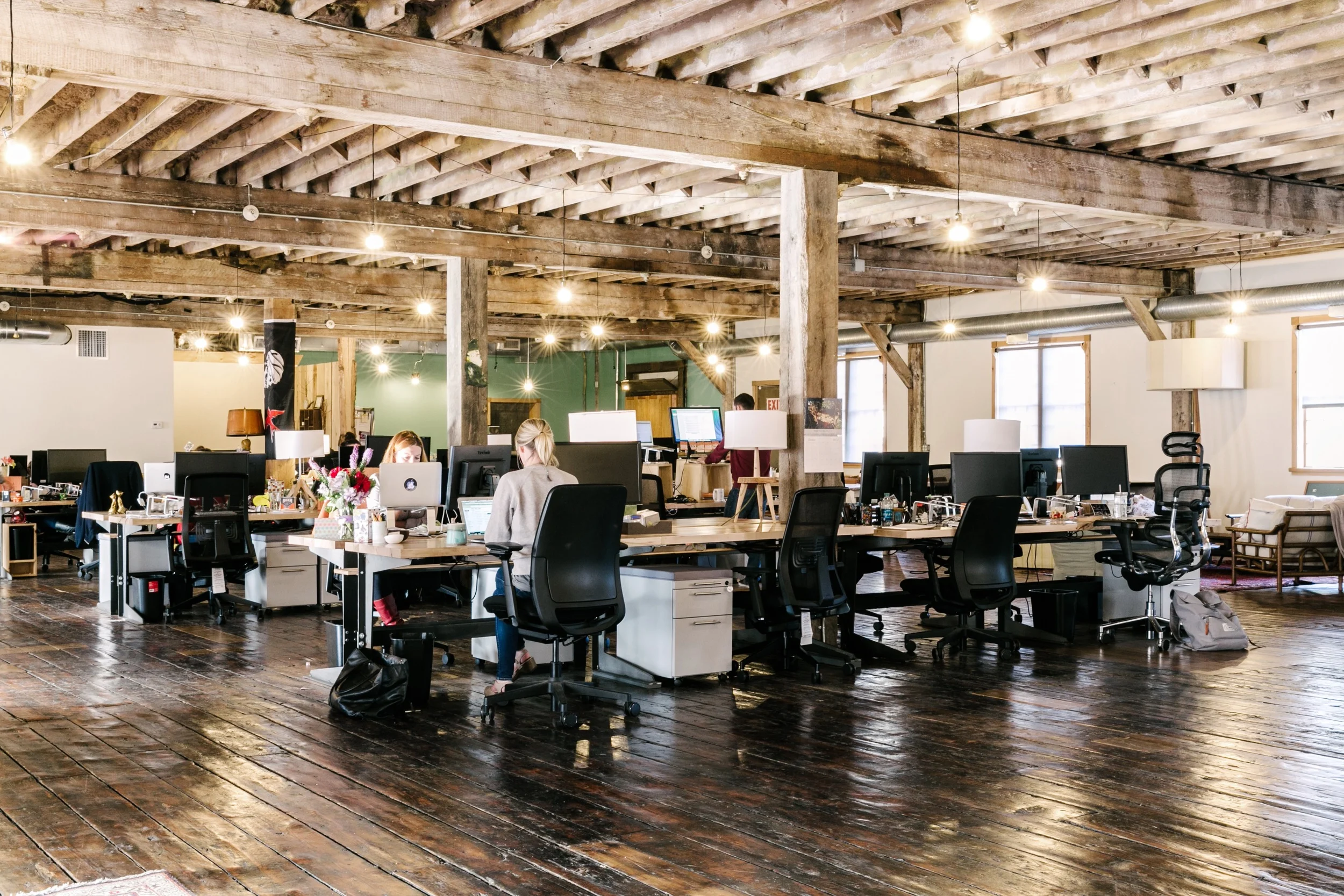 Etsy Hudson / Office Design / Hanna Alvgren