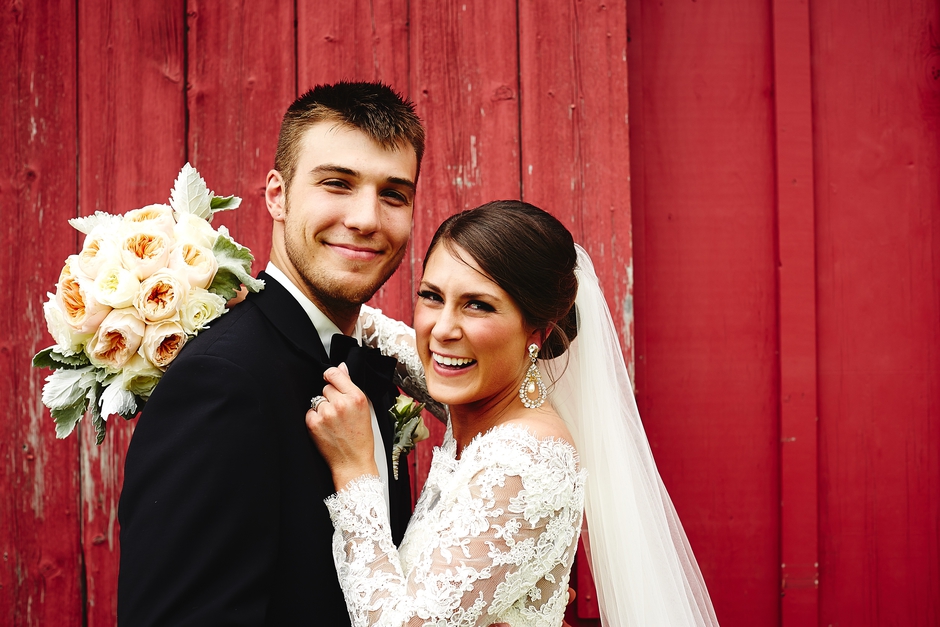 Photography: Justin Mark Photography | Venue: Historic Hope Glen Farm | Wedding Gown: The Wedding Shoppe | Hair & Makeup: Creative Beaute Agency - Wendy Zarate | Officiant: Dean Dunavan | Caterer: Green Mill Catering | DJ: Adagio DJay Entertainment | Floral: Bellagala - Lesley Quan | Horse and Carriage: The Hitching Co.