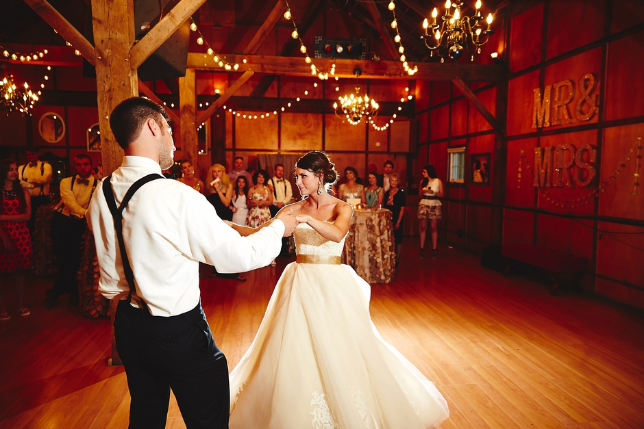Photography: Justin Mark Photography | Venue: Historic Hope Glen Farm | Wedding Gown: The Wedding Shoppe | Hair & Makeup: Creative Beaute Agency - Wendy Zarate | Officiant: Dean Dunavan | Caterer: Green Mill Catering | DJ: Adagio DJay Entertainment | Floral: Bellagala - Lesley Quan | Horse and Carriage: The Hitching Co.