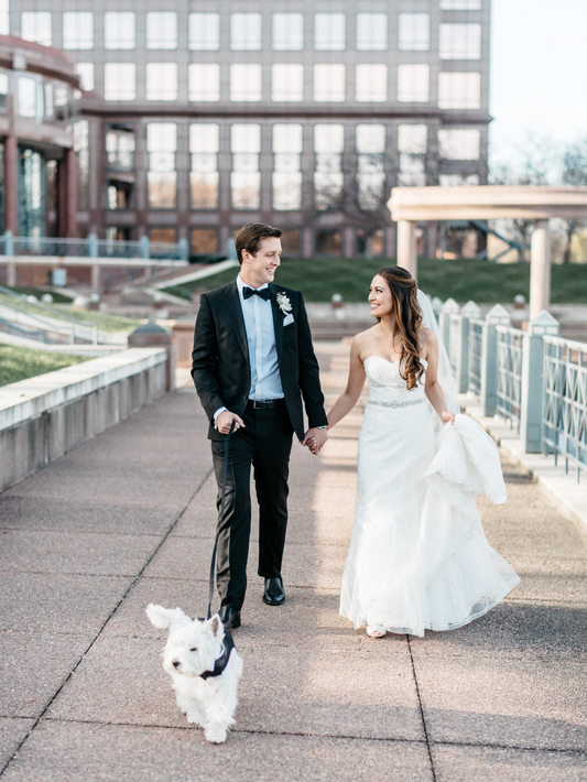Coordinator: Nadia | Venue: Carlson Towers / Ivy Hotel |Photographer: Geneoh Photography | Videographer: Jon Clarity Films | Decor: Linen Effects | Florist: Serendipity | DJ: Instant Request | Pianist: Michael Loonan | Bakery: Sweet Retreat