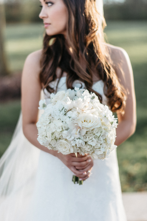 Coordinator: Nadia | Venue: Carlson Towers / Ivy Hotel |Photographer: Geneoh Photography | Videographer: Jon Clarity Films | Decor: Linen Effects | Florist: Serendipity | DJ: Instant Request | Pianist: Michael Loonan | Bakery: Sweet Retreat