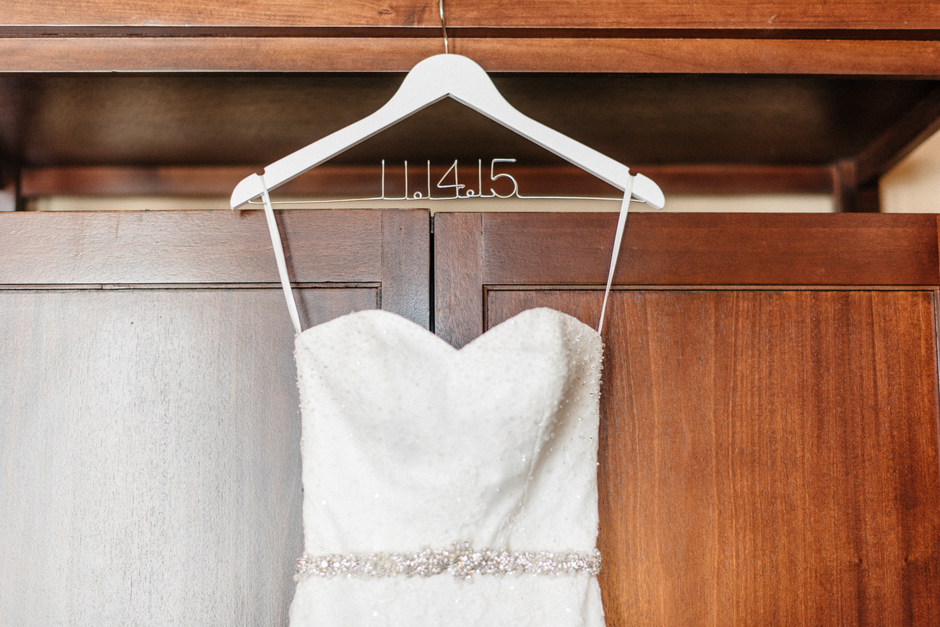 Coordinator: Nadia | Venue: Carlson Towers / Ivy Hotel |Photographer: Geneoh Photography | Videographer: Jon Clarity Films | Decor: Linen Effects | Florist: Serendipity | DJ: Instant Request | Pianist: Michael Loonan | Bakery: Sweet Retreat