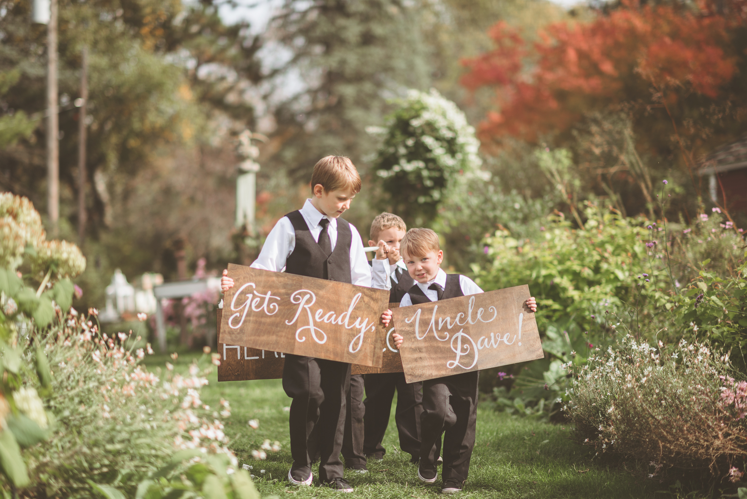 Photographer: Paper Antler Photography | Videography: eMotion Cinematography | Venue+Florals: Camrose Hill Flower Farm | Rentals: Ultimate Events | Coordination: Kristen, Simply Elegant Group | Catering: Three Sons Signature Cuisine | Sweets: Cafe Latte + Sweet Retreats | Bar: With a Twist | Entertainment: Bluewater Kings Band & Good Intentions Bluegrass Band | Hair + Makeup: Lisa Reinhardt Makeup & Hair Artistry